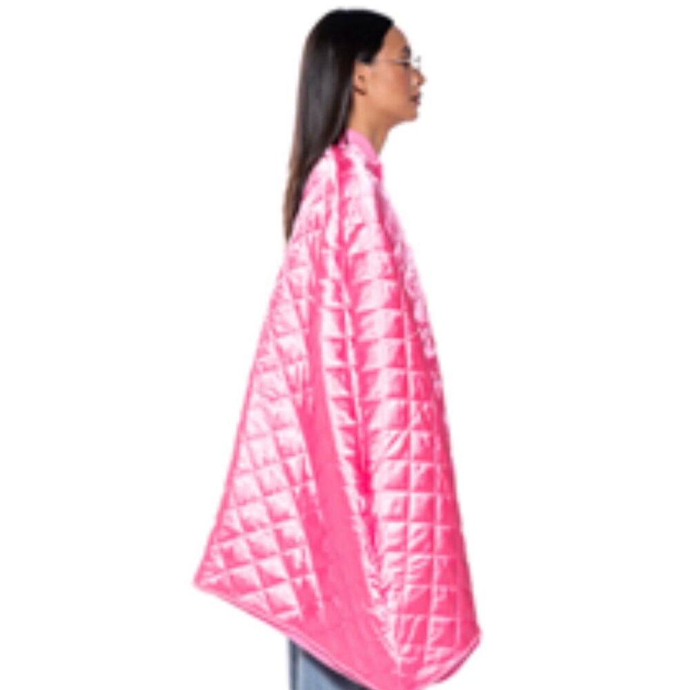 AKIRA - QUILTED PINK PONCHO - Picture 3 of 4